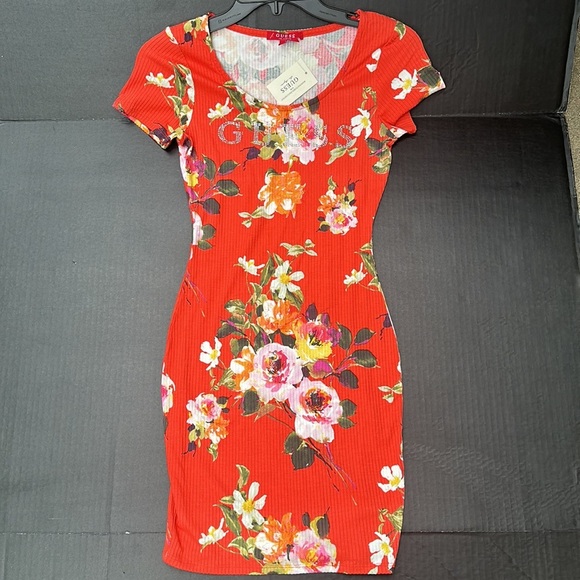 New GUESS Women's Floral Dress SZ S - Picture 1 of 6